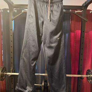 Nike Therma-Fit Black Pants
